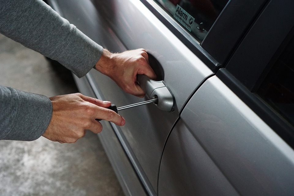 car-lockout-kit